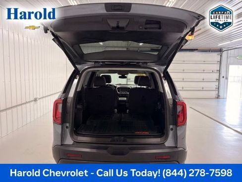 Used 2022 GMC Acadia SLT w/ GMC Pro Grade Package AWD/4WD image 5