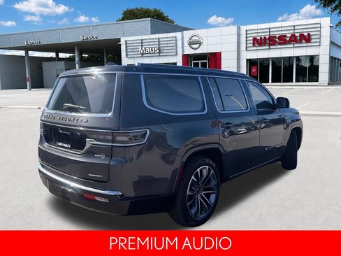 Used 2024 Jeep Grand Wagoneer Series III AWD/4WD image 10