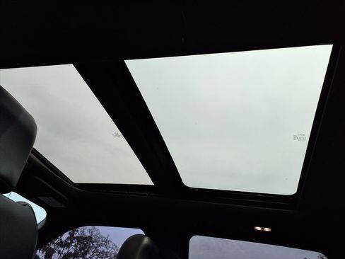 Used 2017 Ford F150 Raptor w/ Equipment Group 802A Luxury image 19