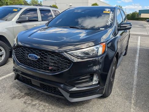 Used 2019 Ford Edge ST w/ Convenience Package image 2
