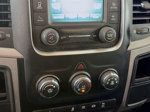 Used 2017 RAM 2500 Tradesman w/ Chrome Appearance Group AWD/4WD image 15