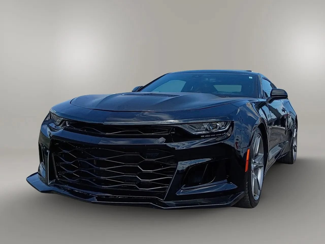 Used 2021 Chevrolet Camaro SS RWD image 25