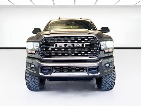 Used 2022 RAM 2500 Big Horn w/ Night Edition AWD/4WD image 2