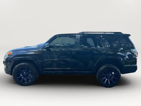 Used 2022 Toyota 4Runner TRD Sport w/ Technology Package AWD/4WD image 4