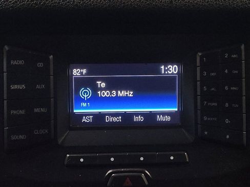 Used 2017 Ford Expedition XLT AWD/4WD image 25