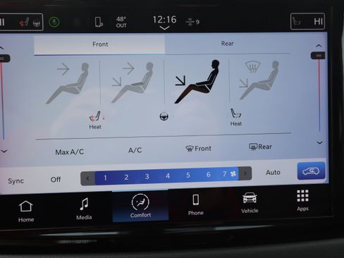 Used 2024 Chrysler Pacifica Touring-L image 21