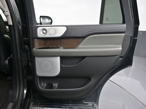 Used 2023 Lincoln Navigator Black Label AWD/4WD image 27