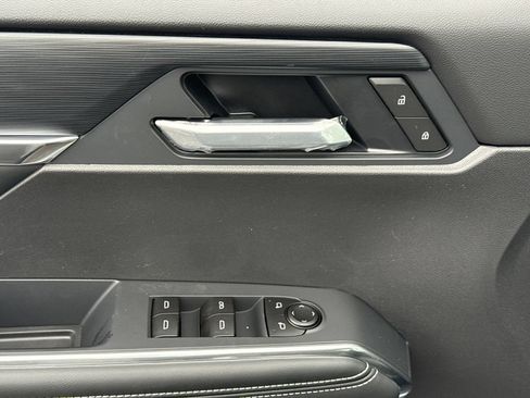 New 2026 GMC Acadia Elevation AWD/4WD image 17