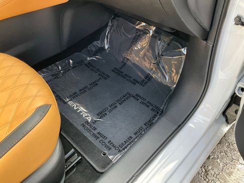 Used 2020 Nissan Sentra SV w/ SV Premium Package image 62