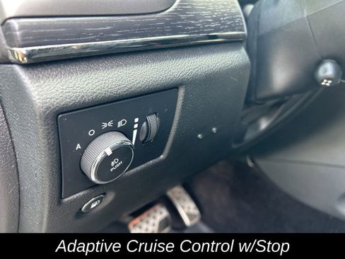 Used 2018 Jeep Grand Cherokee High Altitude AWD/4WD image 19