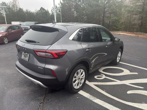 Used 2024 Ford Escape Active image 8