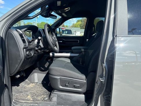New 2026 RAM 2500 Big Horn AWD/4WD image 18