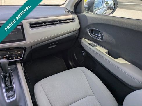 Used 2022 Honda HR-V EX image 16