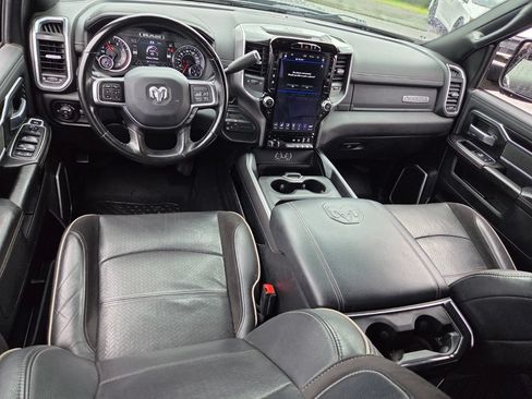 Used 2020 RAM 2500 Laramie w/ Night Edition AWD/4WD image 6
