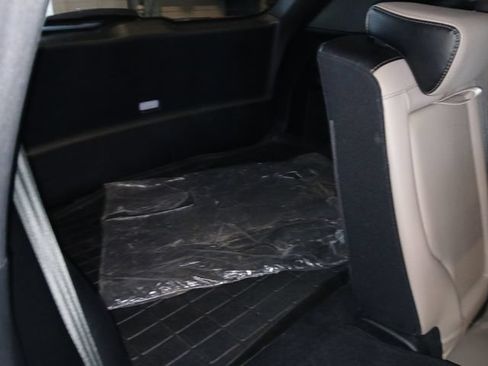 Used 2020 Ford Escape Titanium AWD/4WD image 46