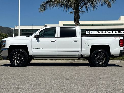 Used 2017 Chevrolet Silverado 1500 LT w/ LT Eassist Package AWD/4WD image 6
