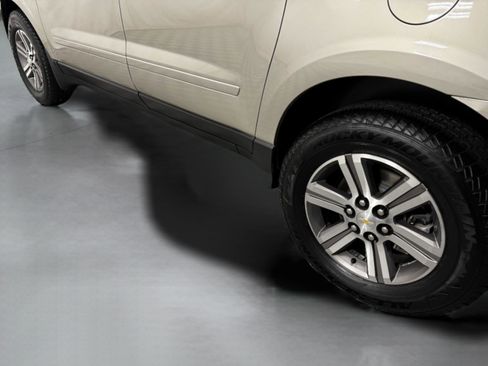 Used 2016 Chevrolet Traverse LT image 44