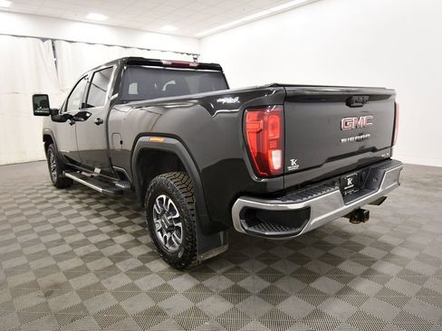 Used 2021 GMC Sierra 3500 SLE w/ SLE Value Package image 5