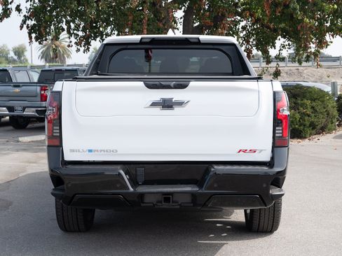 New 2024 Chevrolet Silverado EV RST image 5