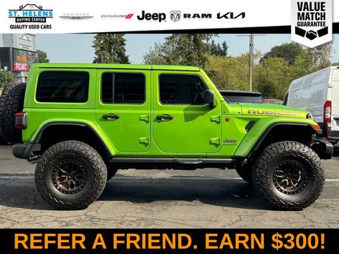 Used 2025 Jeep Wrangler Unlimited Rubicon AWD/4WD image 10