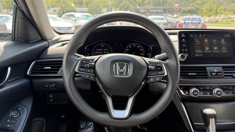Used 2018 Honda Accord EX image 29