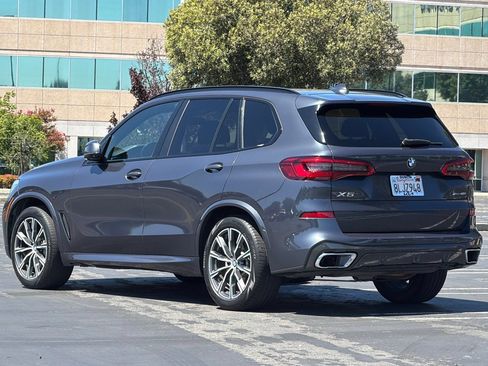 Used 2019 BMW X5 xDrive40i w/ M Sport Package AWD/4WD image 6