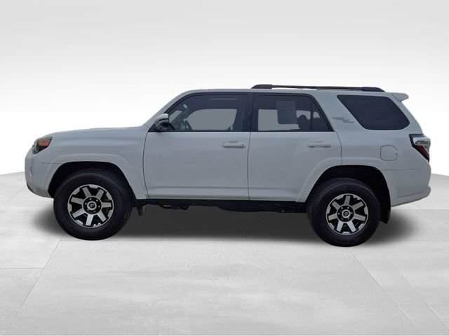 Used 2024 Toyota 4Runner TRD Off-Road Premium w/ Off Road Premium Plus Package AWD/4WD image 9