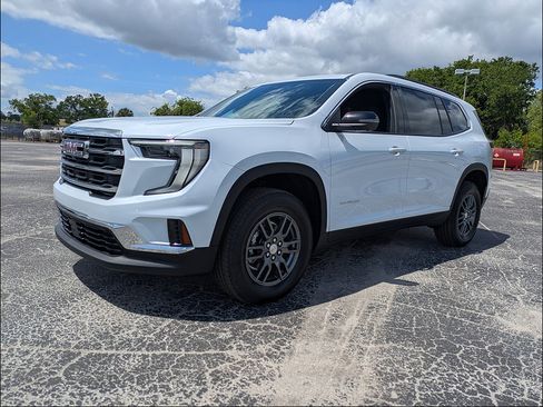 New 2026 GMC Acadia Elevation FWD image 8