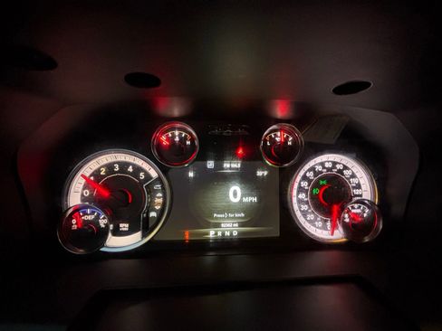 Used 2018 RAM 1500 Outdoorsman image 8