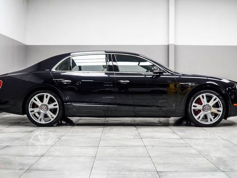 Used 2018 Bentley Flying Spur S V8 AWD/4WD image 7