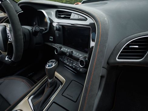 Used 2019 Chevrolet Corvette ZR1 RWD image 60