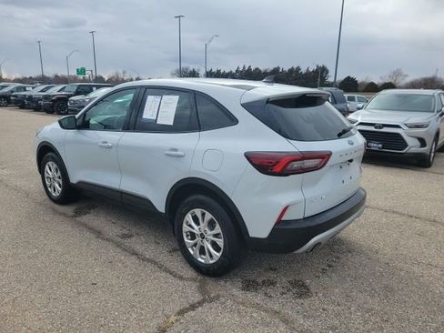 Used 2025 Ford Escape Active image 23