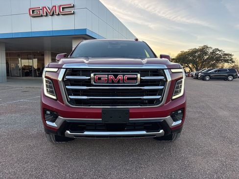 Certified 2025 GMC Yukon XL Elevation image 8