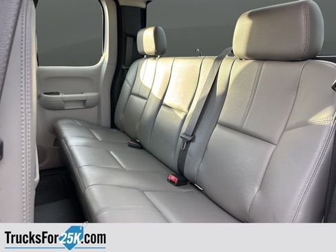 Used 2010 Chevrolet Silverado 2500 W/T image 25