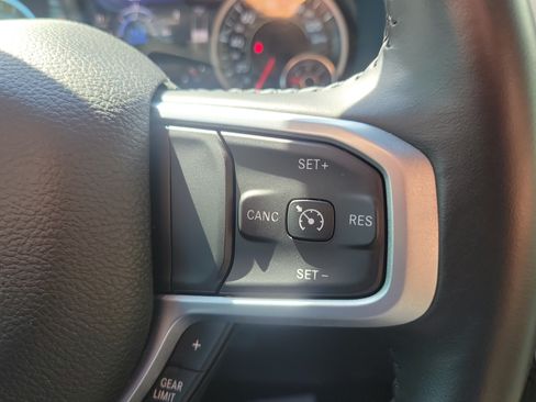 Used 2023 RAM 1500 Big Horn AWD/4WD image 18
