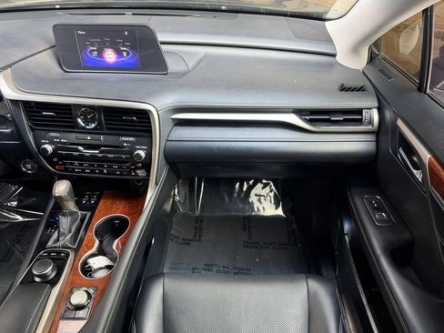 Used 2019 Lexus RX 350L FWD w/ Premium Package image 27