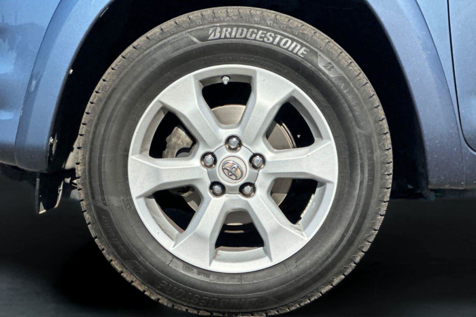 Used 2012 Toyota RAV4 Limited w/ Premium Plus Value Pkg AWD/4WD image 29