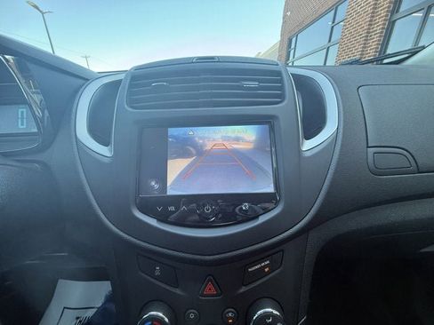 Used 2016 Chevrolet Trax LS w/ LPO, Cargo Package FWD image 25