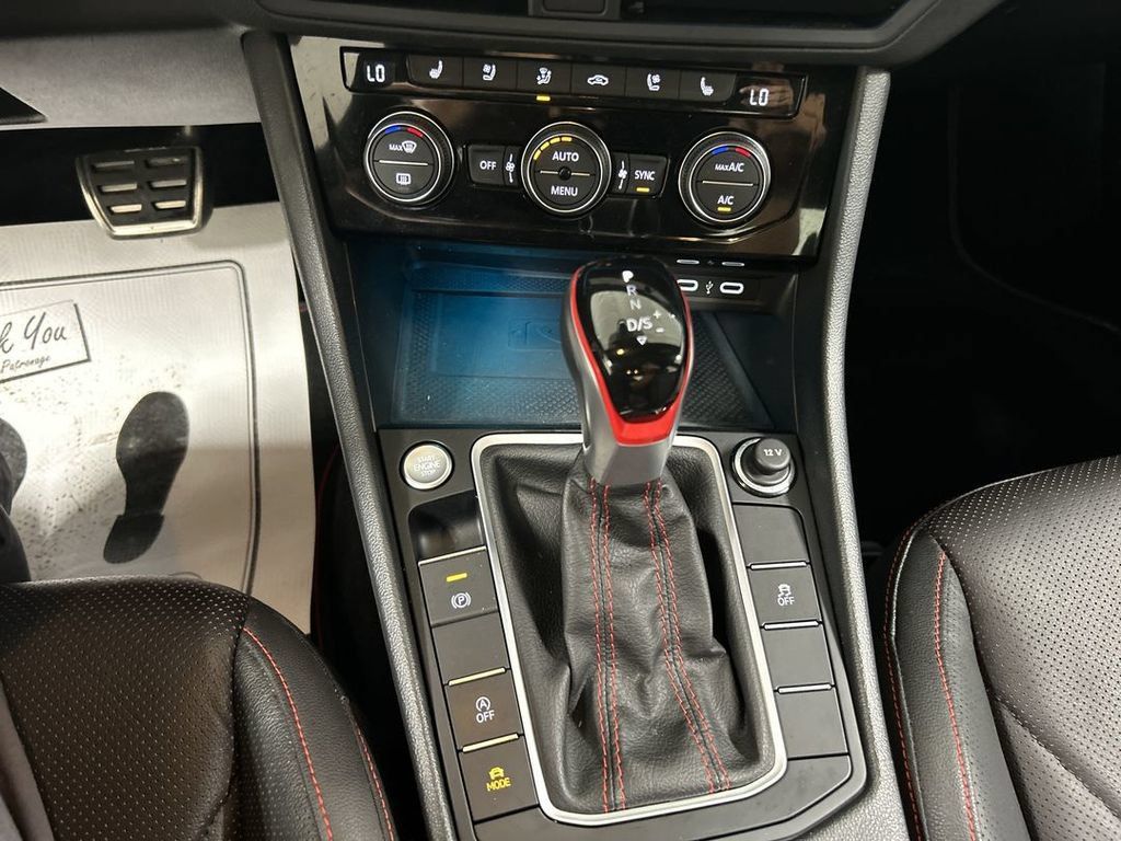 Certified 2023 Volkswagen Jetta GLI Autobahn FWD image 17