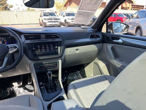 Used 2023 Volkswagen Tiguan SE R-Line FWD image 34