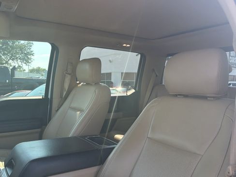 Used 2019 Ford F250 Lariat w/ Lariat Ultimate Package AWD/4WD image 7