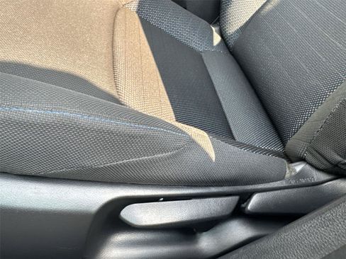 Used 2022 Toyota Corolla SE w/ Carpet Mat Package (TMS) FWD image 13