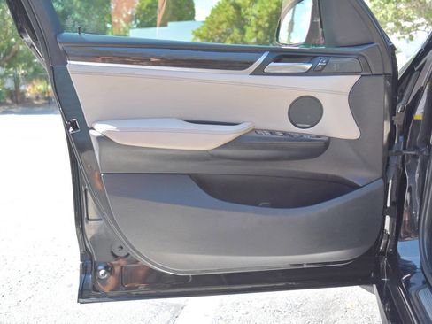 Used 2016 BMW X3 sDrive28i image 16