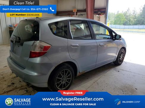 Used 2011 Honda Fit image 4