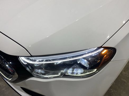 Used 2023 Mercedes-Benz GLC 300 w/ AMG Line image 21
