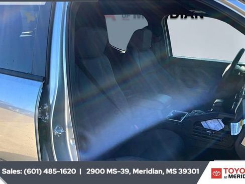 New 2025 Toyota Tacoma SR5 image 9