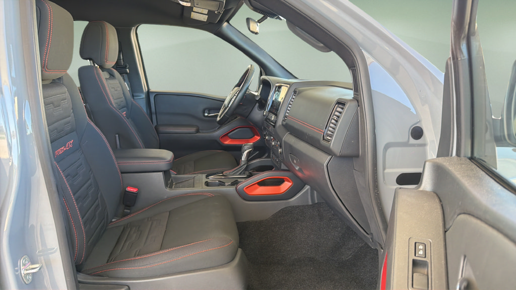 Certified 2023 Nissan Frontier PRO-4X w/ Pro Convenience Package AWD/4WD image 19