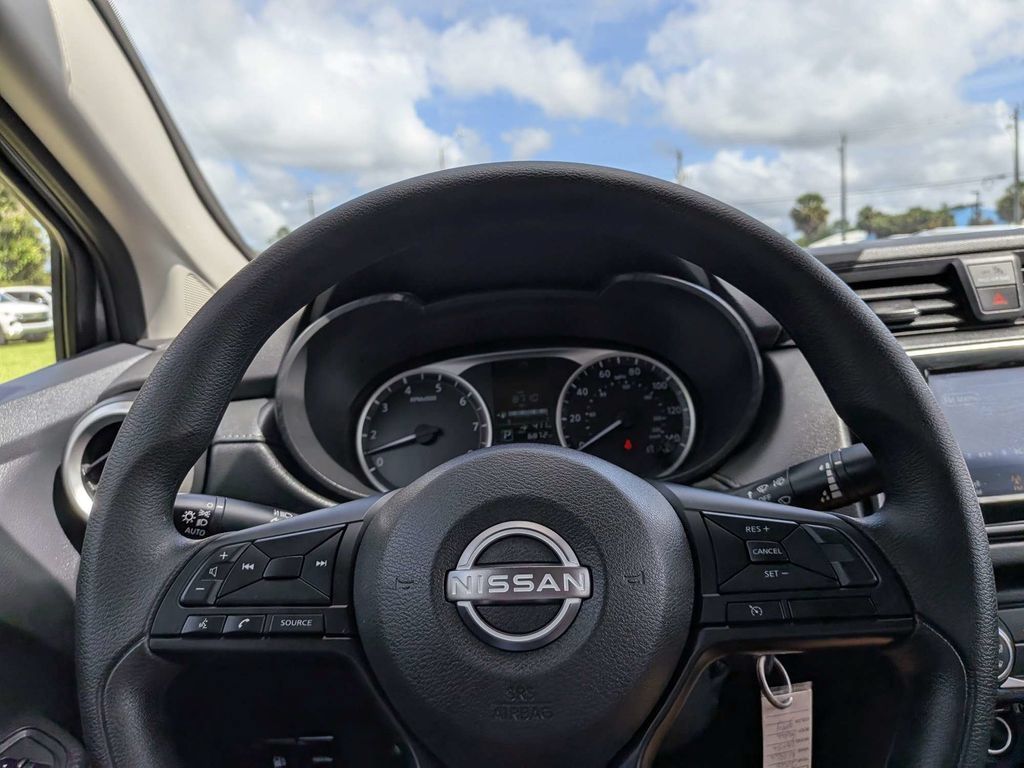 Used 2025 Nissan Versa S w/ Trunk Package FWD image 20