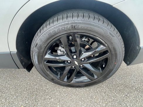 Used 2021 Chevrolet Equinox LT image 38