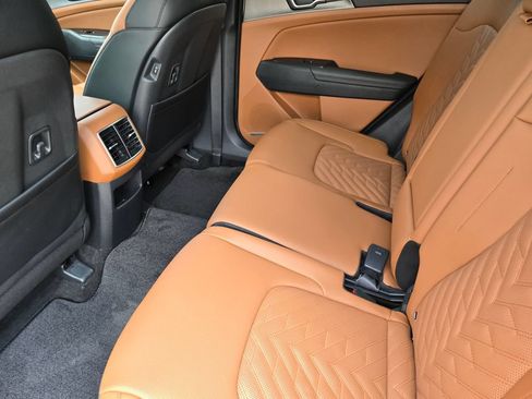 New 2026 Kia Sportage X-Line w/ X-Line Technology Package AWD/4WD image 23